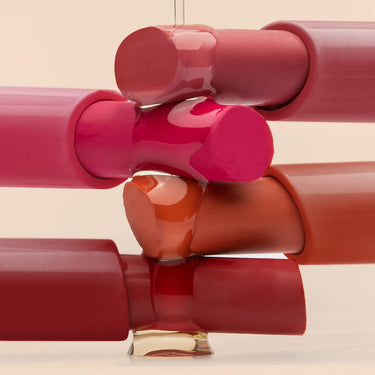 Mamaearth Moisture Matte Longstay Mini Lipstick with Avocado Oil & Vitamin E for 12 Hour Long Stay-01 Carnation Nude - 0.7 g